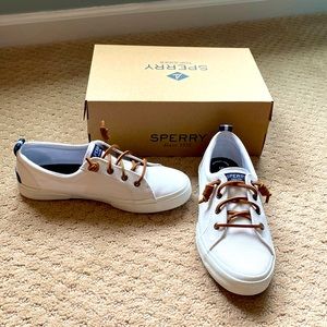 Sperry Pier Wave Sneaker 7.5 New in Box